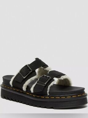 💛Size 10 - NWT: DR. MARTENS - Myles Sandals